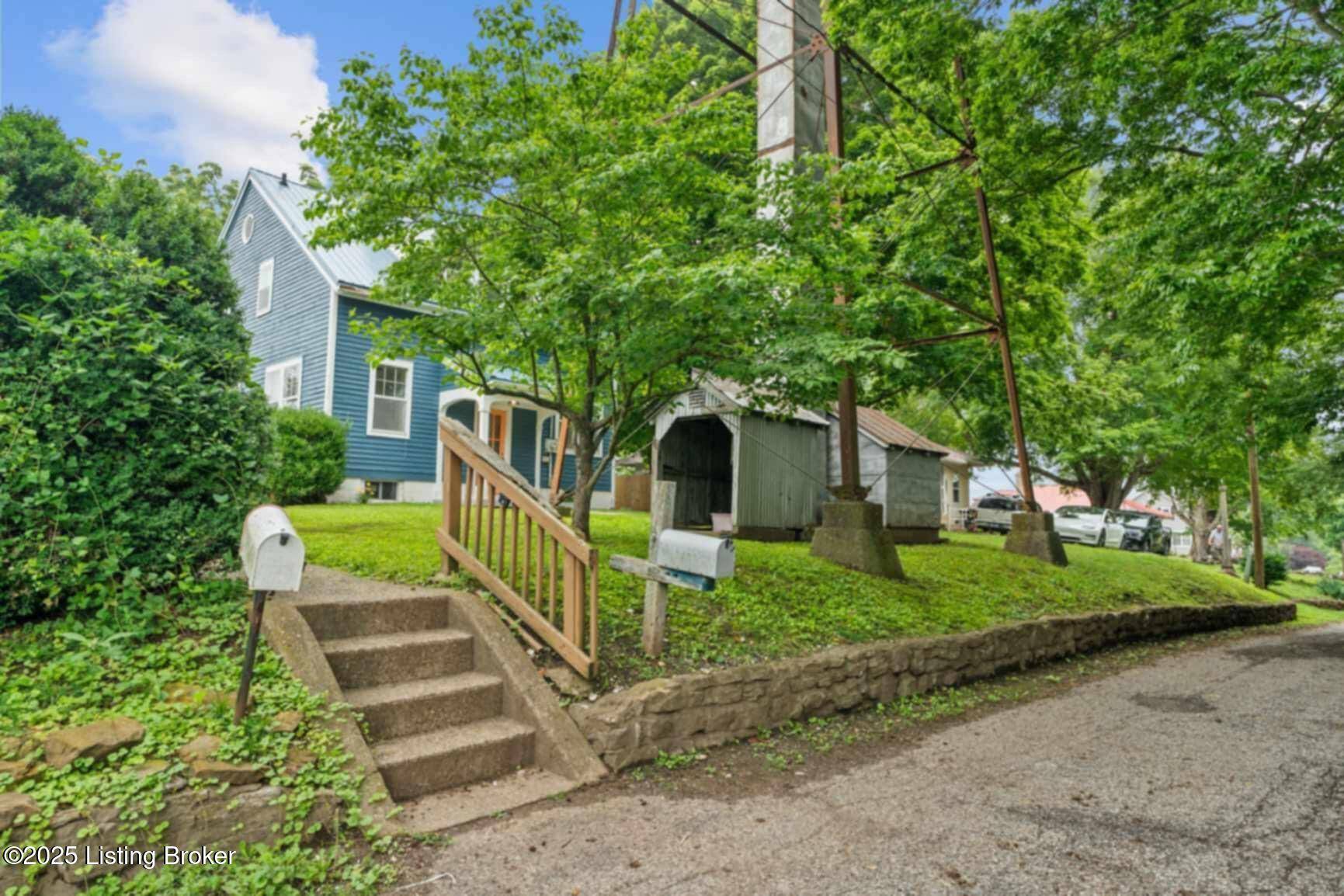 Hardinsburg, KY 40143,80 Water Tower Ln