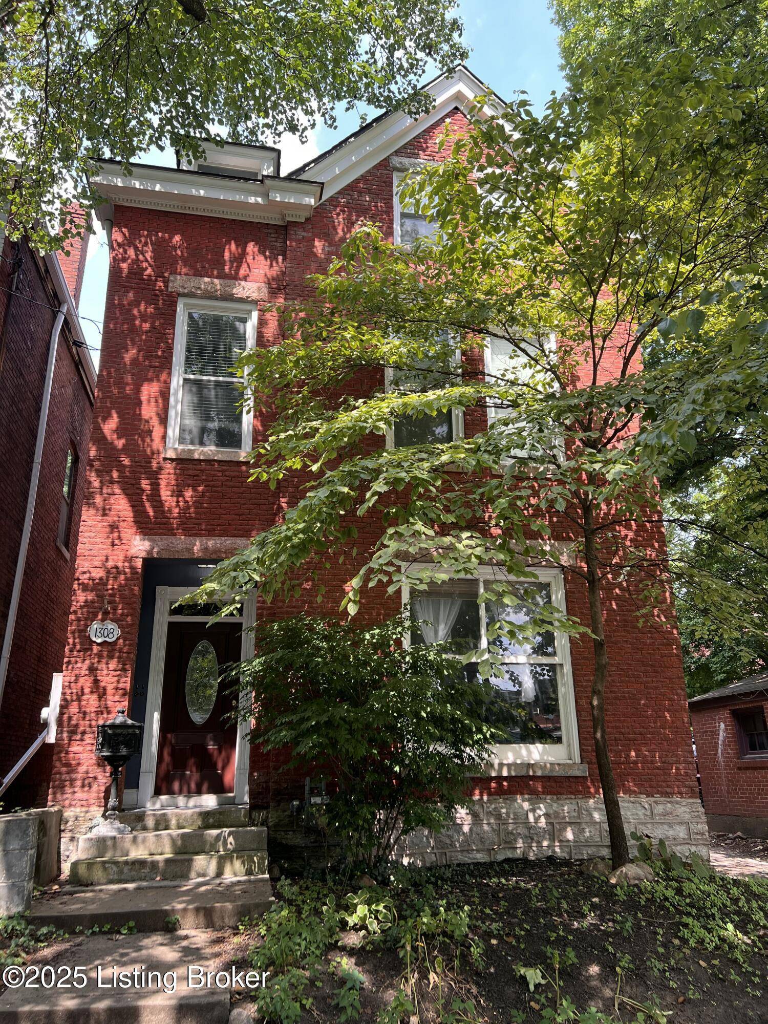 1308 S 2nd St, Louisville, KY 40208