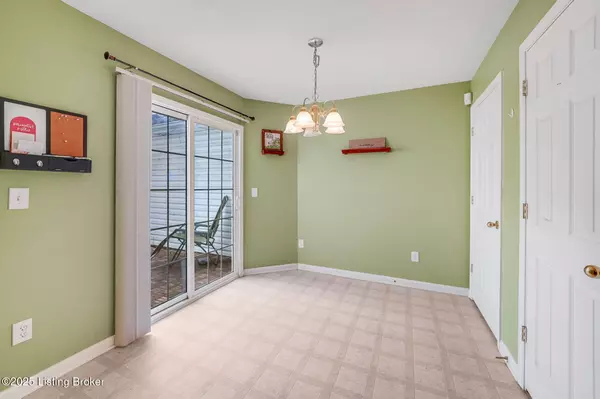 Louisville, KY 40228,6725 Arbor Creek Dr