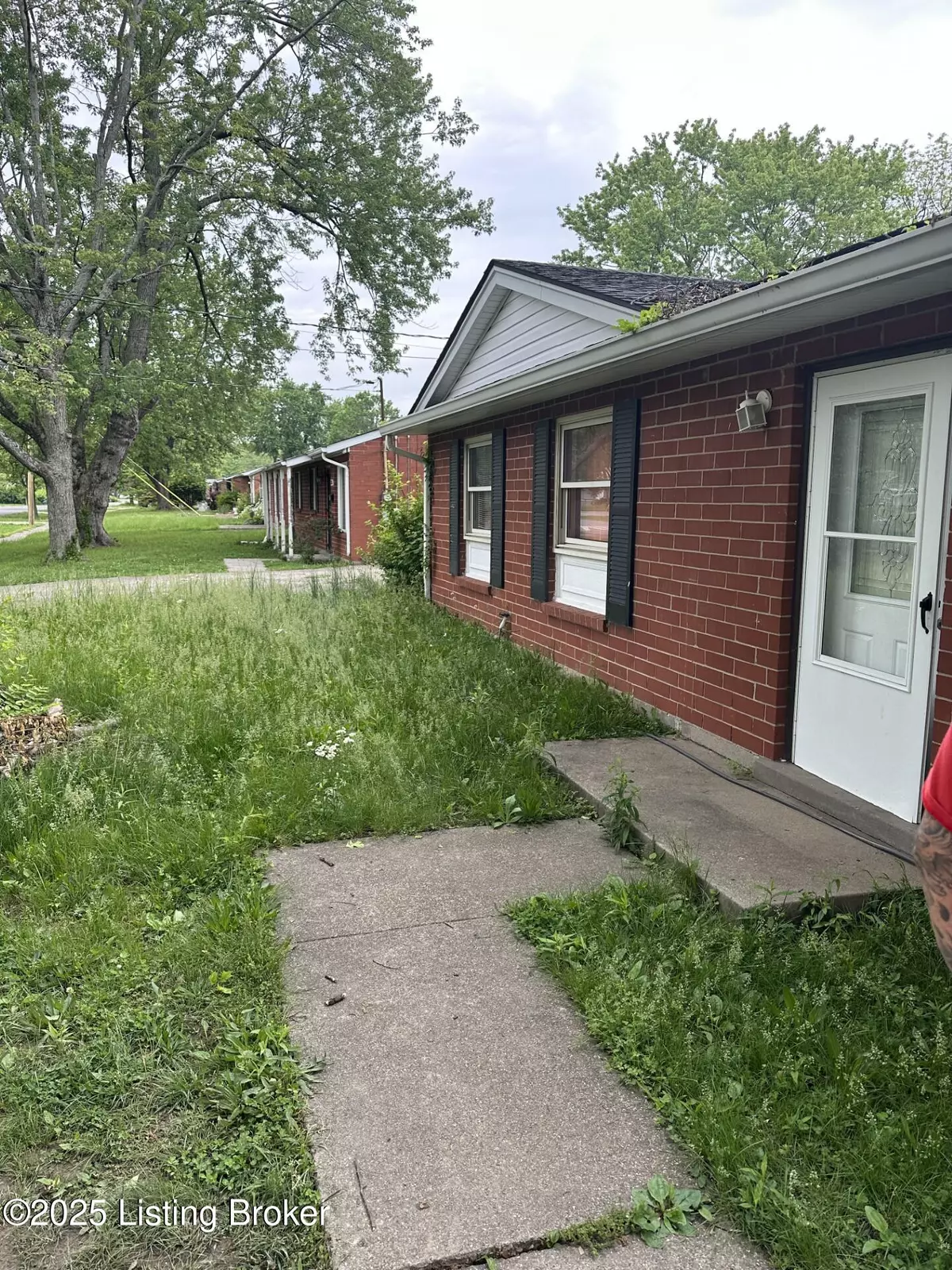 Louisville, KY 40214,307 Downes Ln