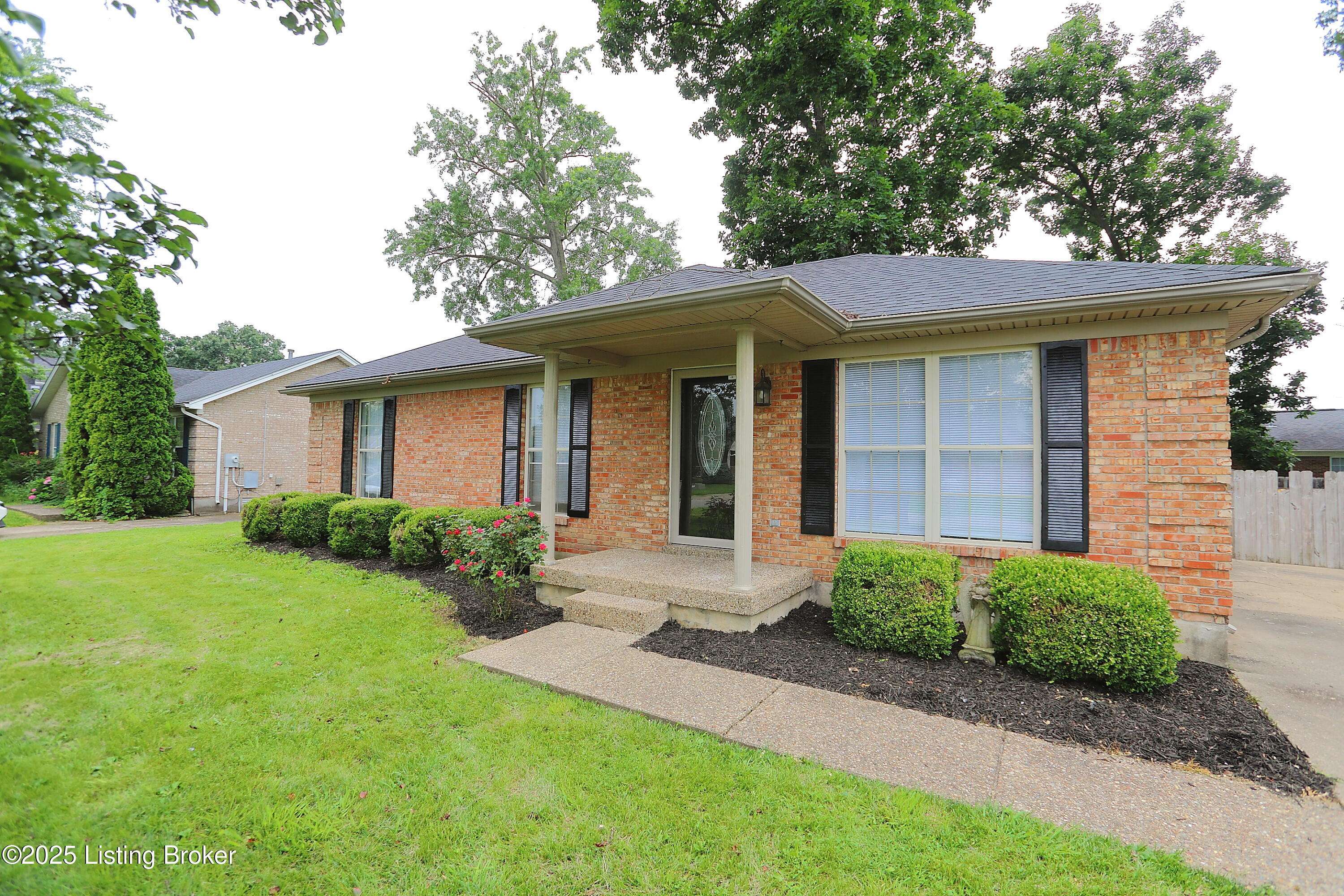 Shepherdsville, KY 40165,277 Tara Cir