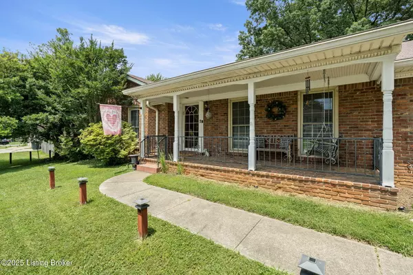 Jeffersontown, KY 40299,3008 Gleeson Ln