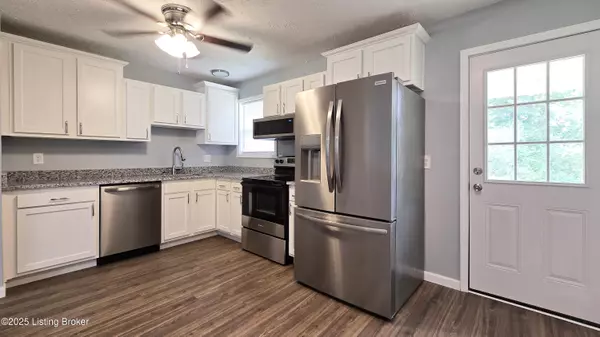 Fairdale, KY 40118,705 Sinclair St