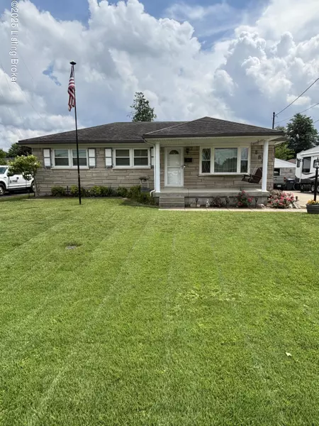 5506 Datura Ln, Louisville, KY 40258