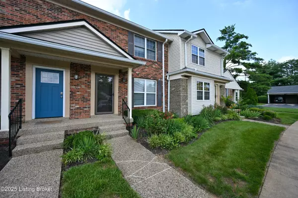 Louisville, KY 40242,8705 Clover Ct