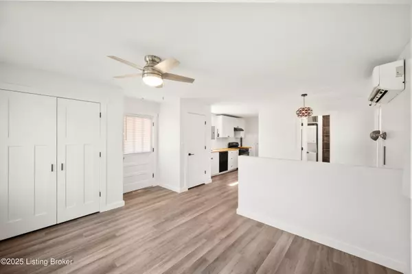 Clarksville, IN 47129,438 W Stansifer Ave #1