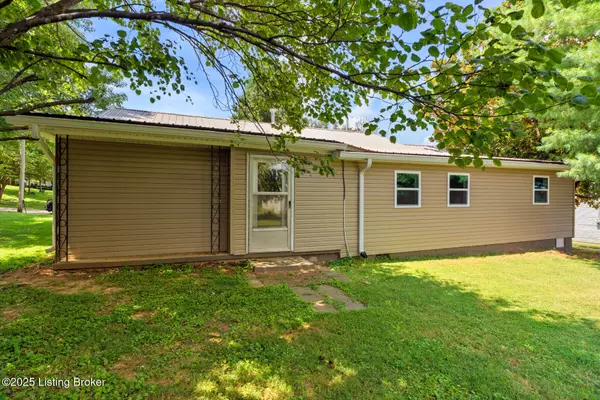 Irvington, KY 40146,213 N Woodlawn Stree Ave