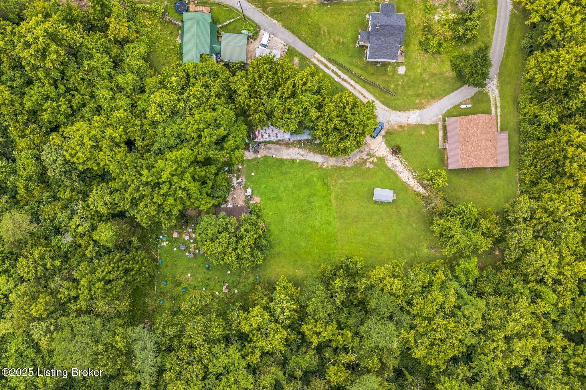 Burnside, KY 42519,92 E Antioch Ave