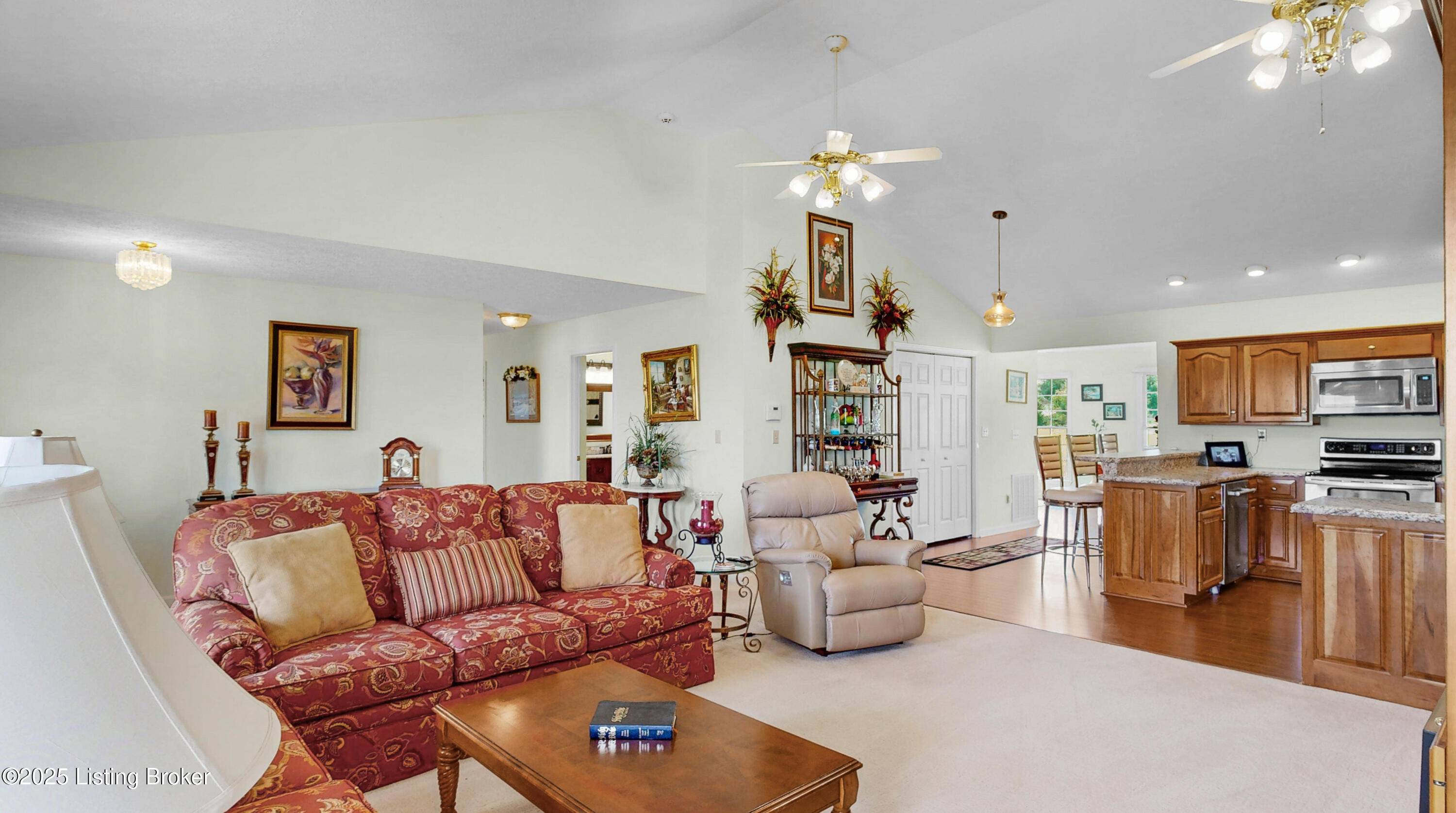 Brandenburg, KY 40108,5923 Brandenburg Rd