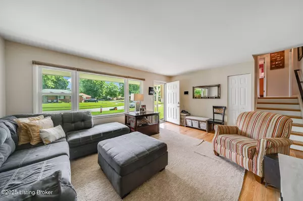 Louisville, KY 40218,3806 Greenwich Rd