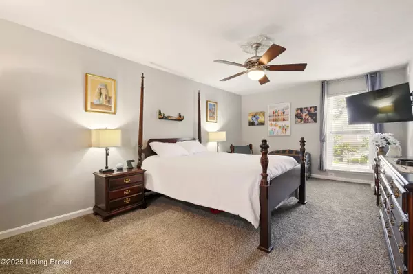 Louisville, KY 40223,111 La Fontenay Ct