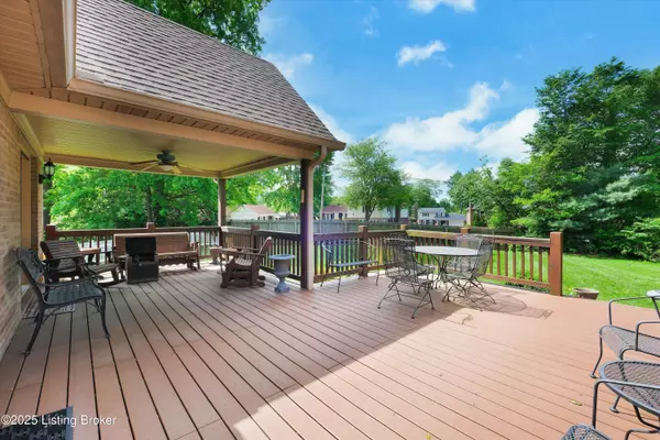 Louisville, KY 40214,7728 Cottage Cove WAY