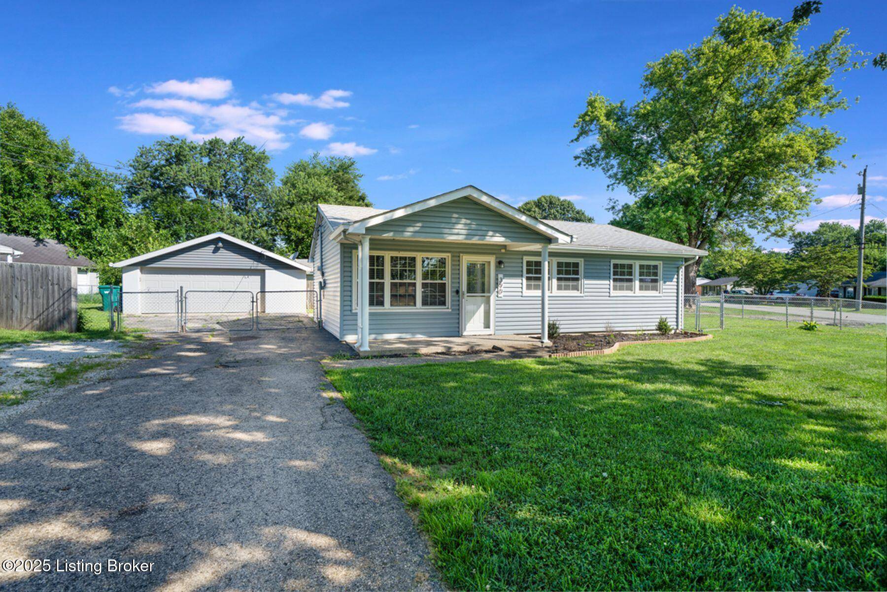 Louisville, KY 40229,390 Hillview Blvd