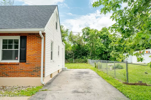 Louisville, KY 40229,224 Overdale Dr