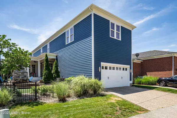 Prospect, KY 40059,8814 Featherbell Blvd