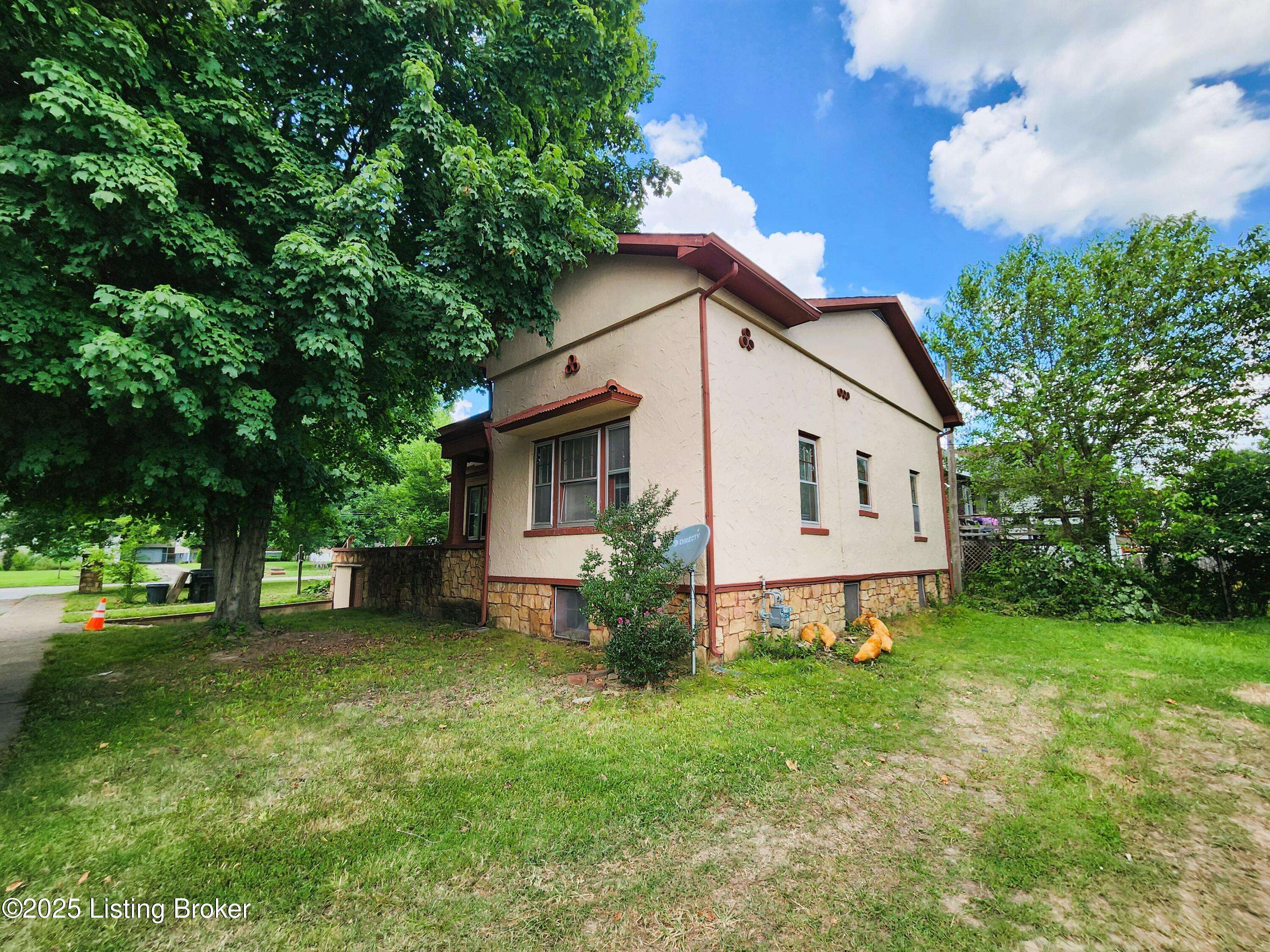 Louisville, KY 40214,525 Spanish Ct