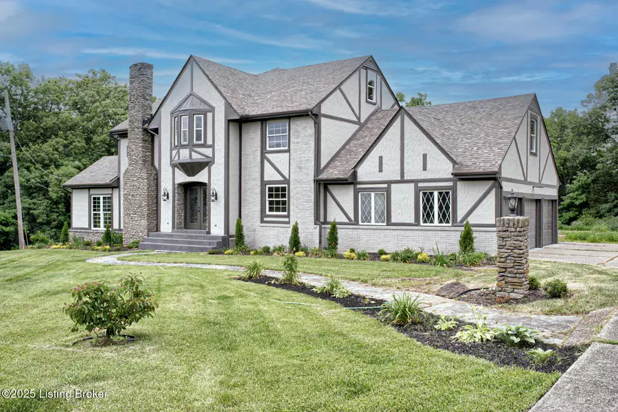 6509 Shelburn Dr, Crestwood, KY 40014