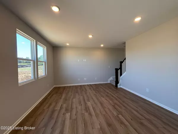 Louisville, KY 40245,16809 Aiken Ridge Cir