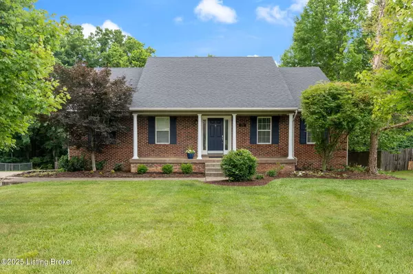 1003 Thorn Bush Rd, La Grange, KY 40031
