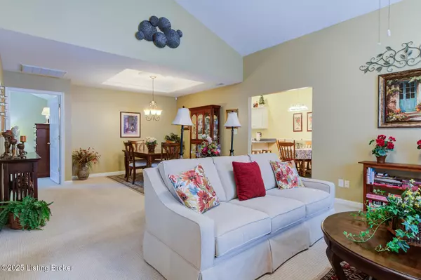 Louisville, KY 40229,9809 McNeely Lake Dr