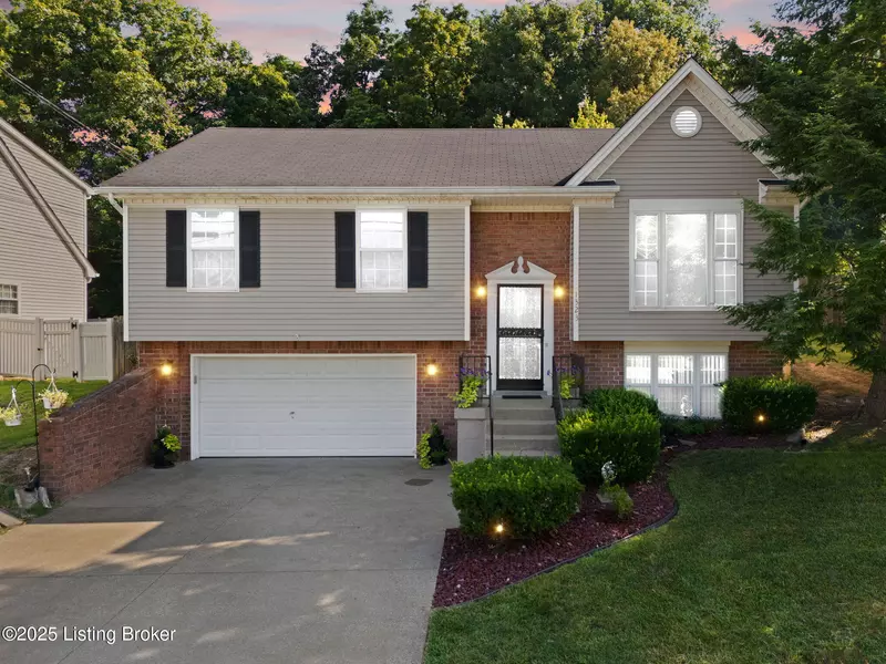 1323 Amanda Jo Dr, Elizabethtown, KY 42701