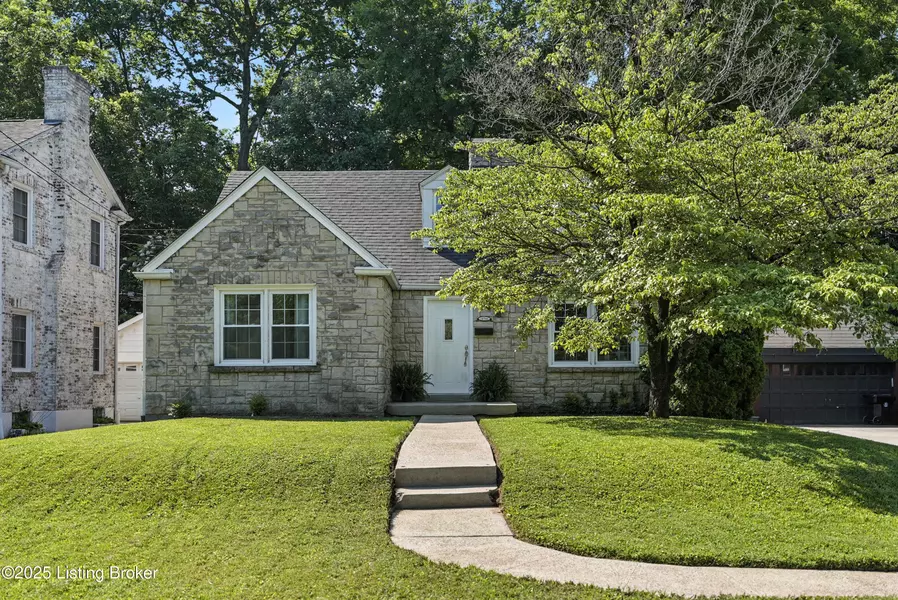 1724 Trevilian WAY, Louisville, KY 40205