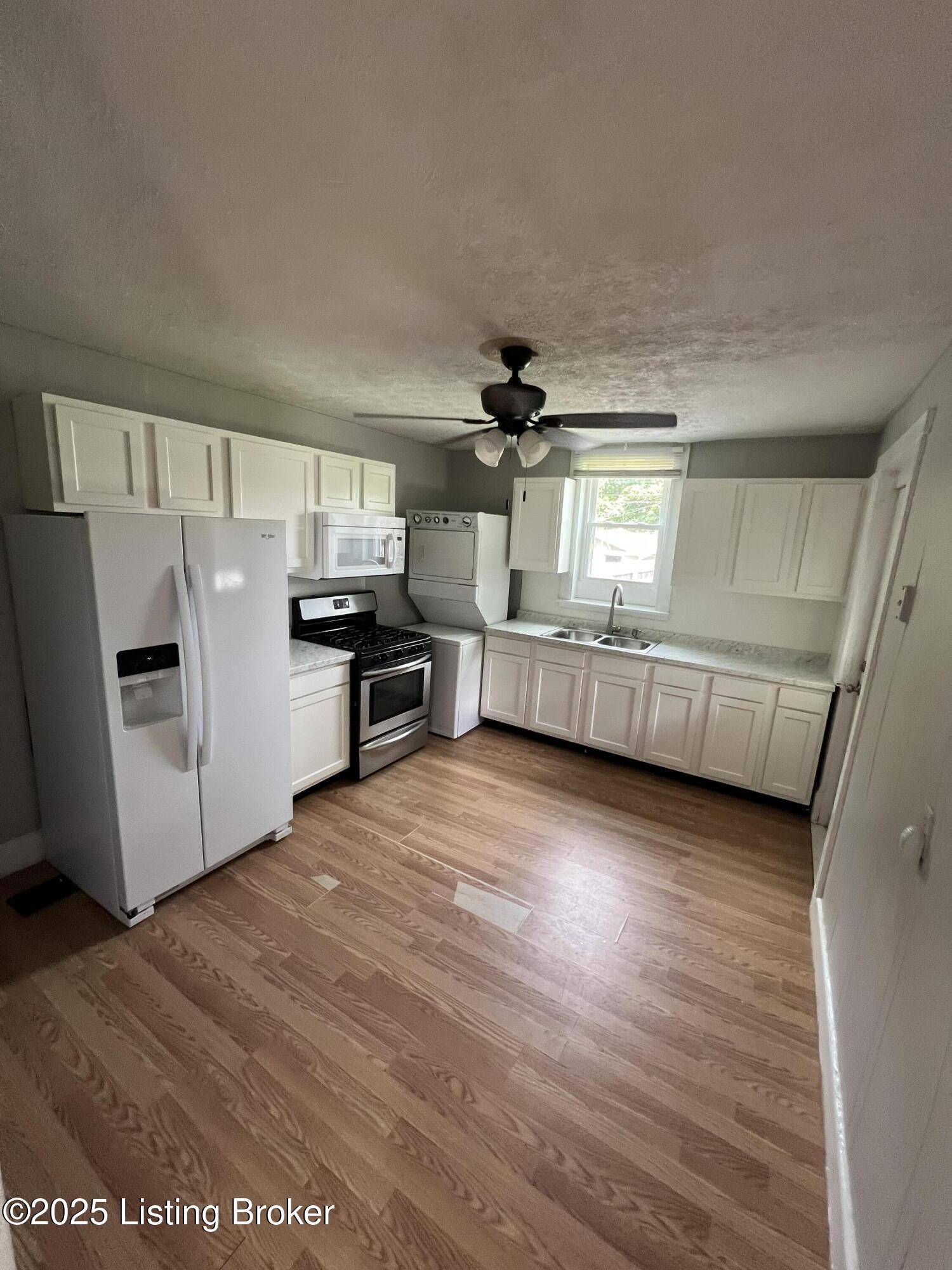 Louisville, KY 40217,1342 Hickory St