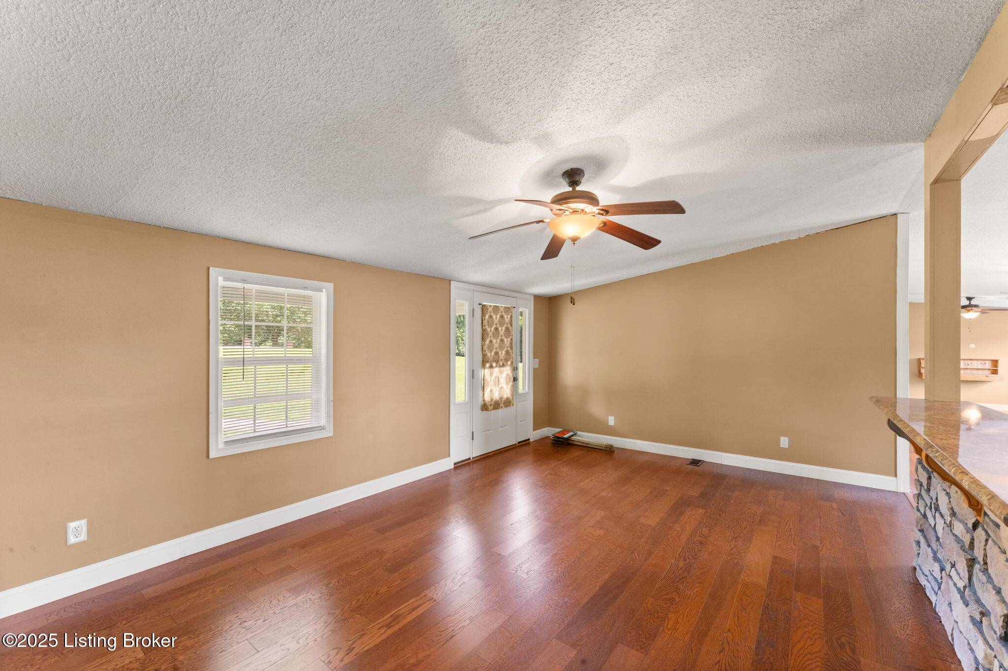 Clarkson, KY 42726,378 Timberland Drive Dr