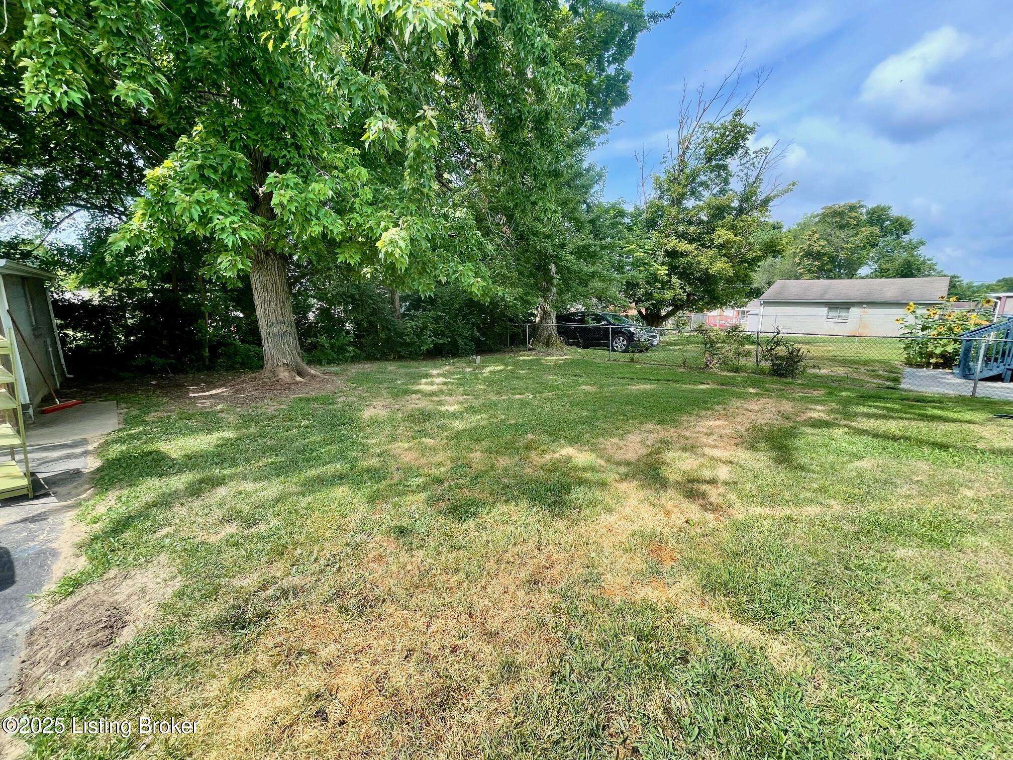 Louisville, KY 40272,4800 Libby Ln