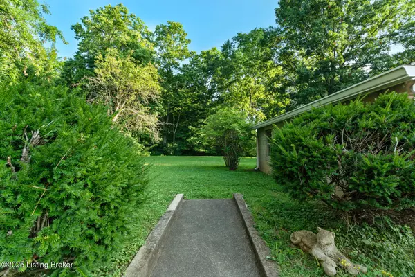 Louisville, KY 40243,11801 Wetherby Ave