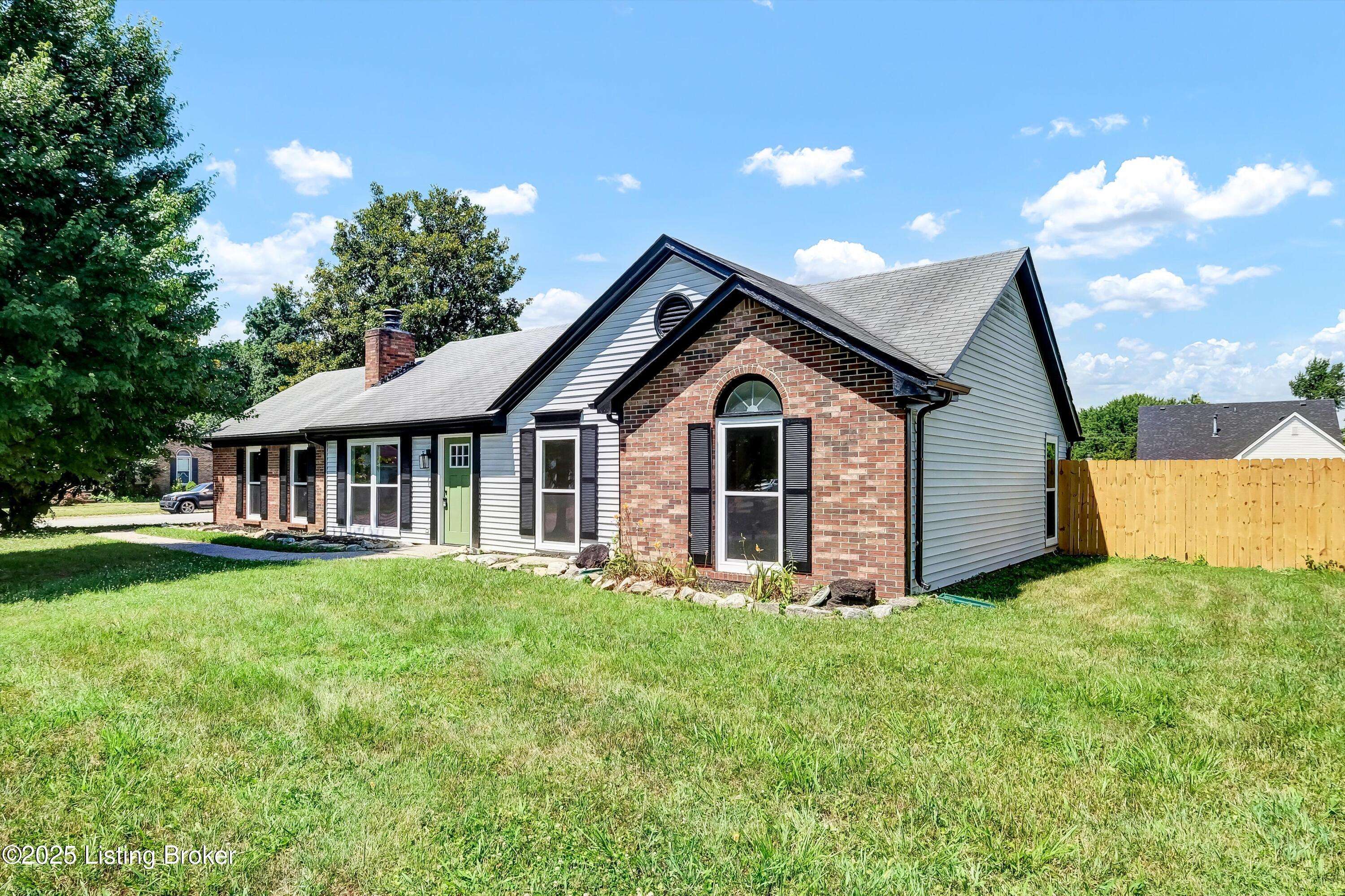 Louisville, KY 40291,6012 Hurstview Rd