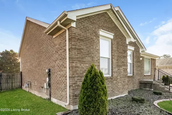 Louisville, KY 40229,11301 Ashbrooke Gardens Dr