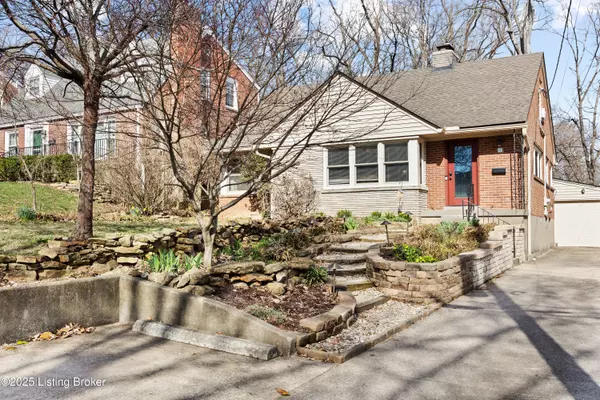 17 Denham Rd,  Louisville,  KY 40205
