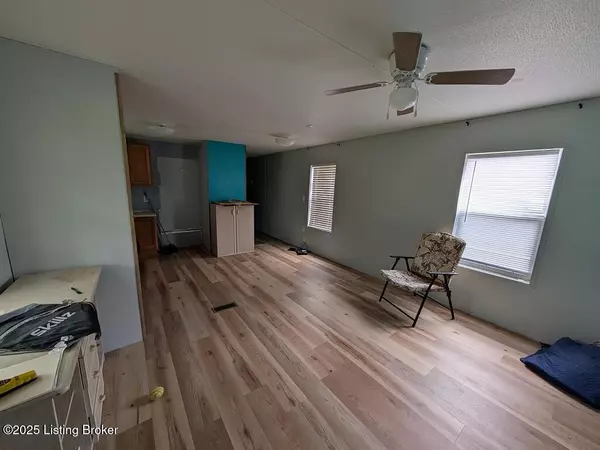 Scottsburg, IN 47170,765 E Marshfield Rd