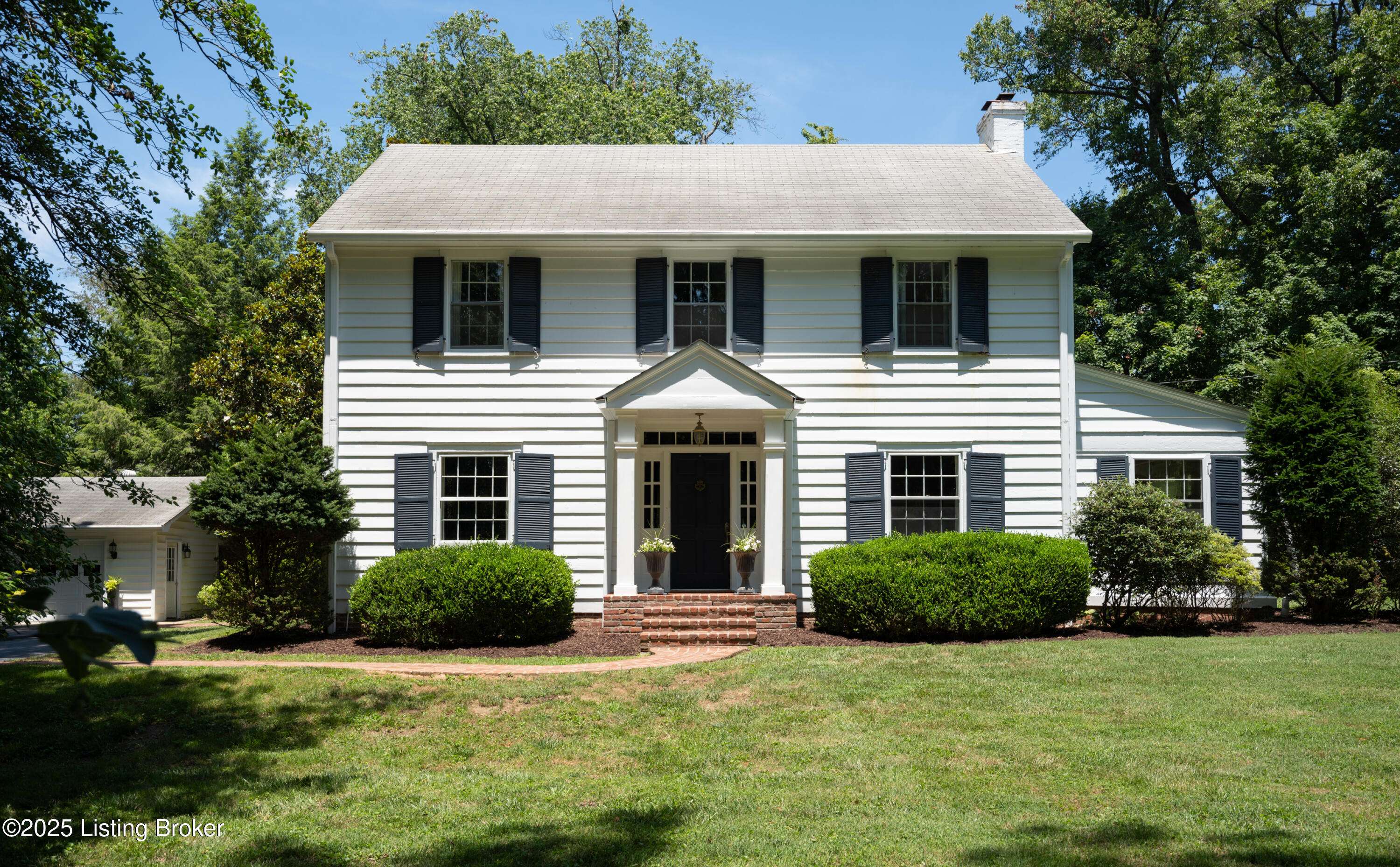 Louisville, KY 40223,12107 Locust Ln