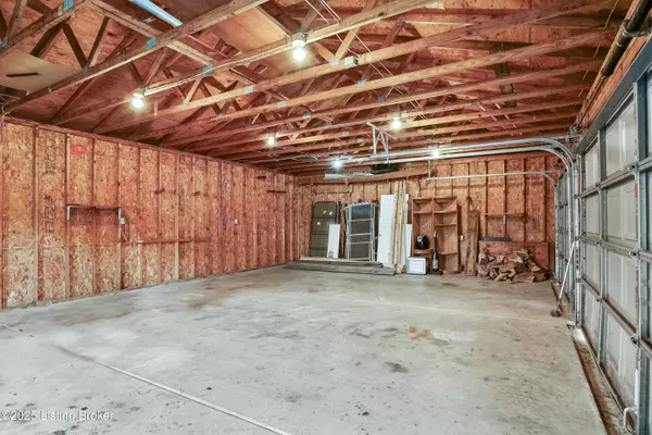 Bagdad, KY 40003,1437 Beards Ln