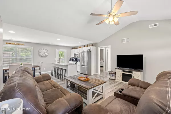 Lawrenceburg, KY 40342,1038 Rainbow WAY