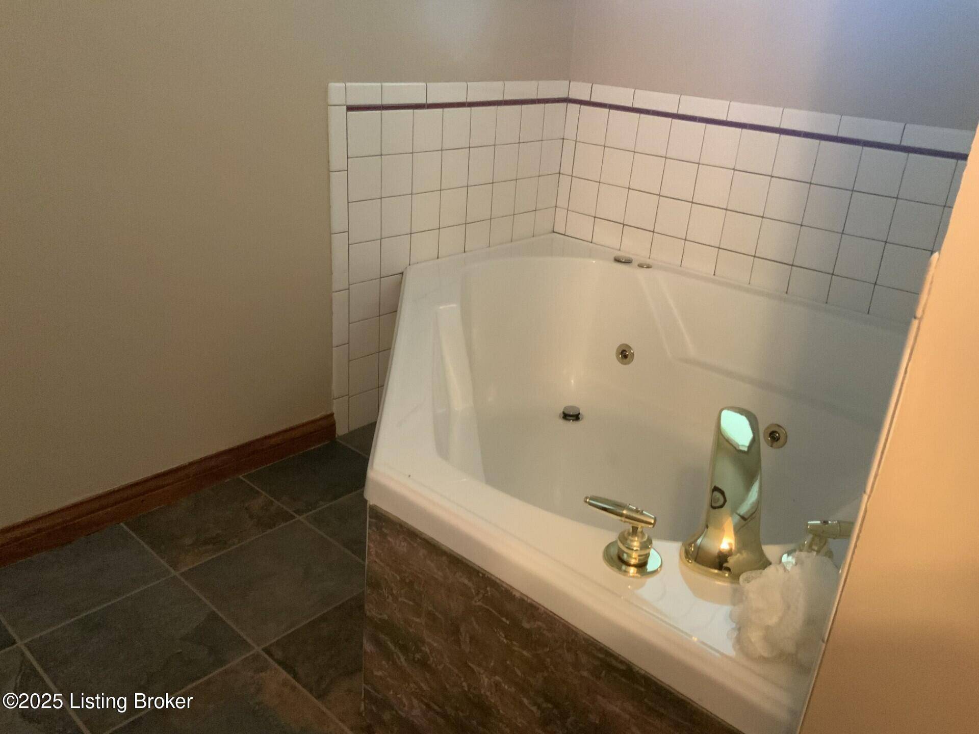Bardstown, KY 40004,107 Lakeshore Dr