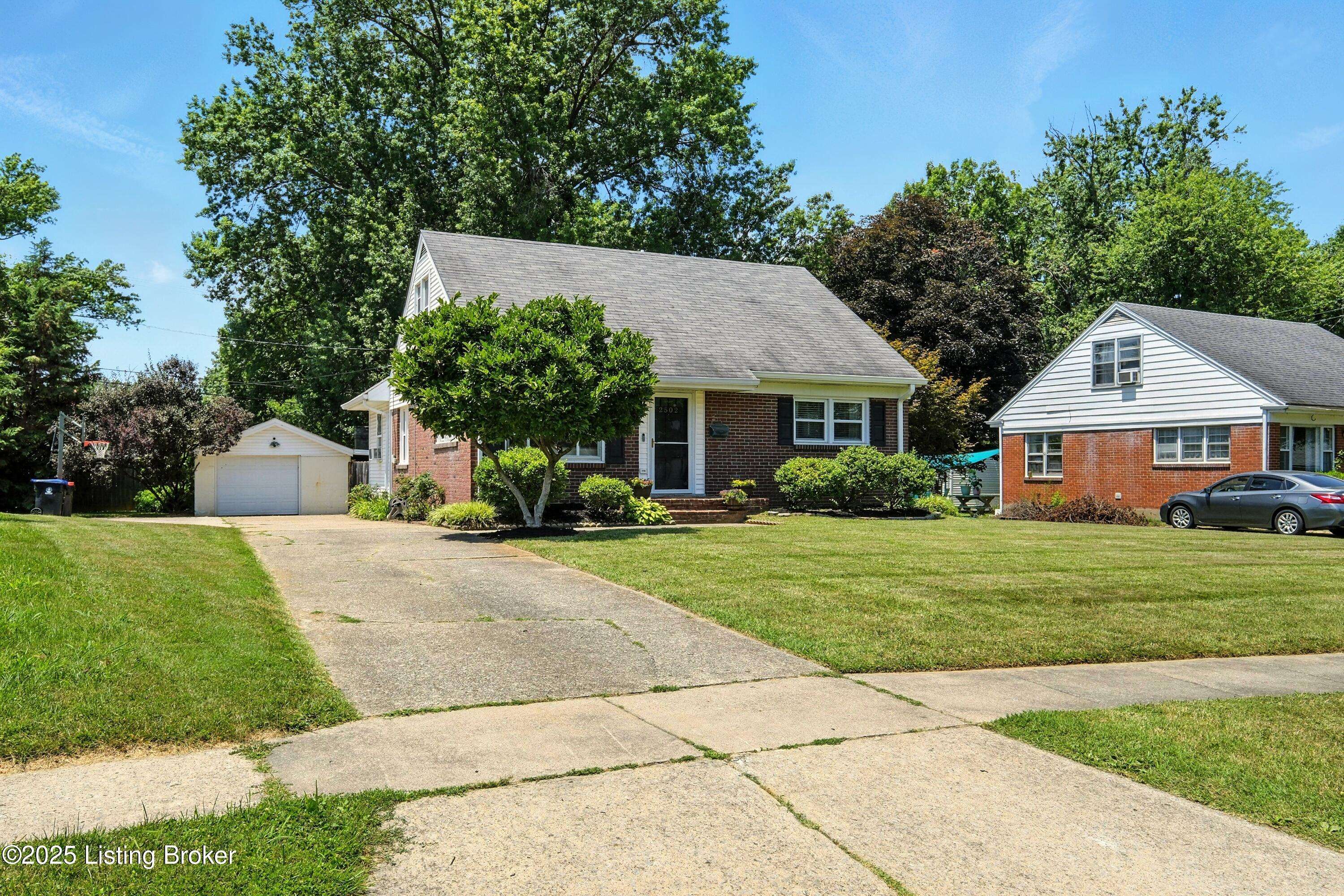 Louisville, KY 40220,2502 Ashbrook Ave