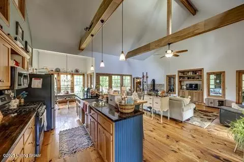 Bedford, KY 40006,957 Smith Ln