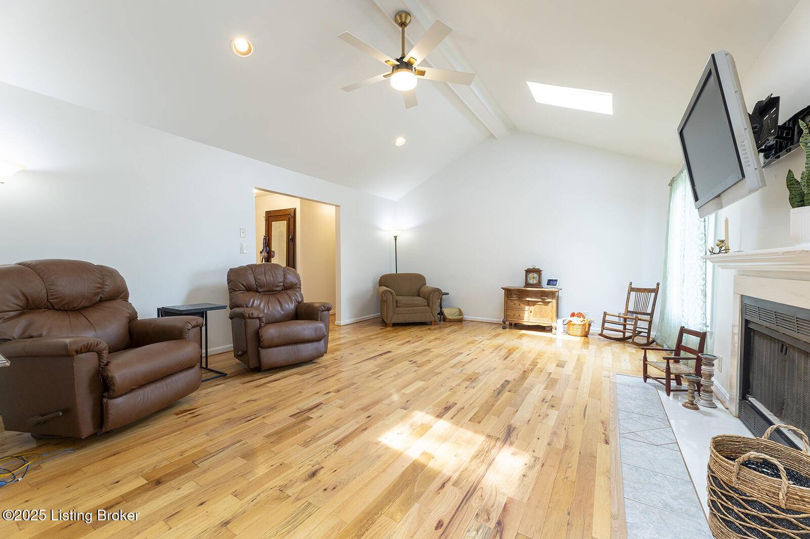 Louisville, KY 40243,12402 Ledges Dr