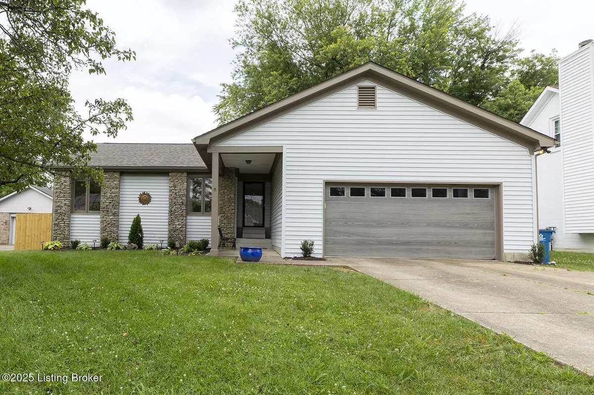 Louisville, KY 40243,12402 Ledges Dr