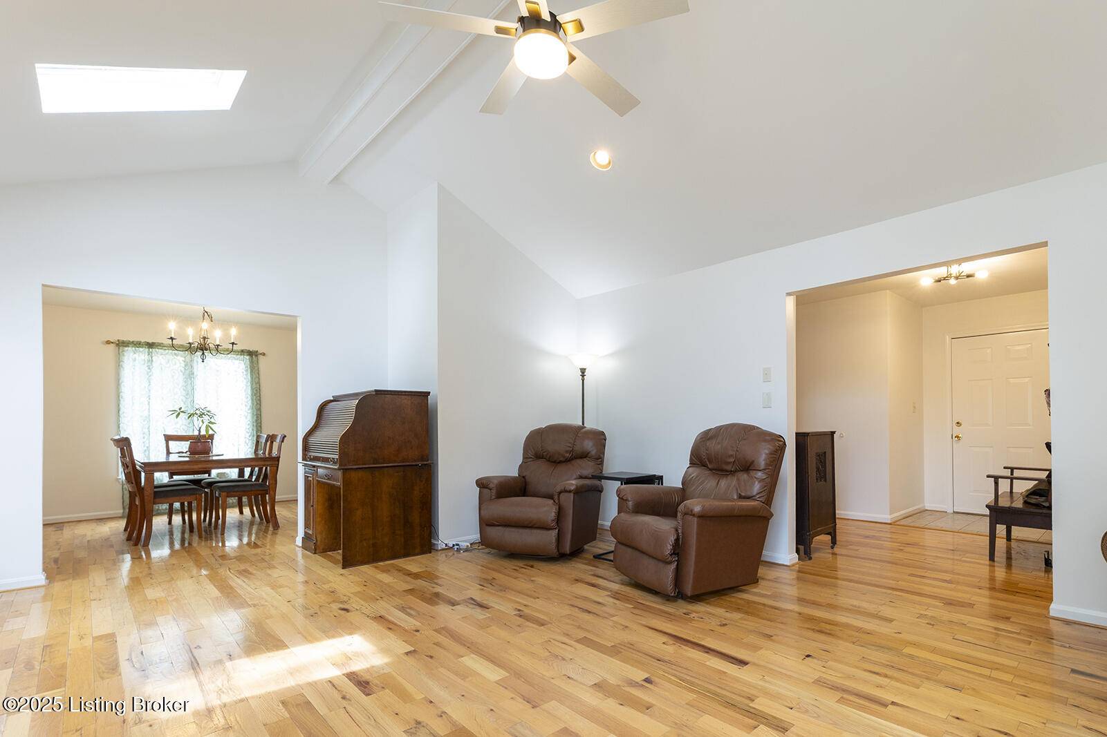 Louisville, KY 40243,12402 Ledges Dr