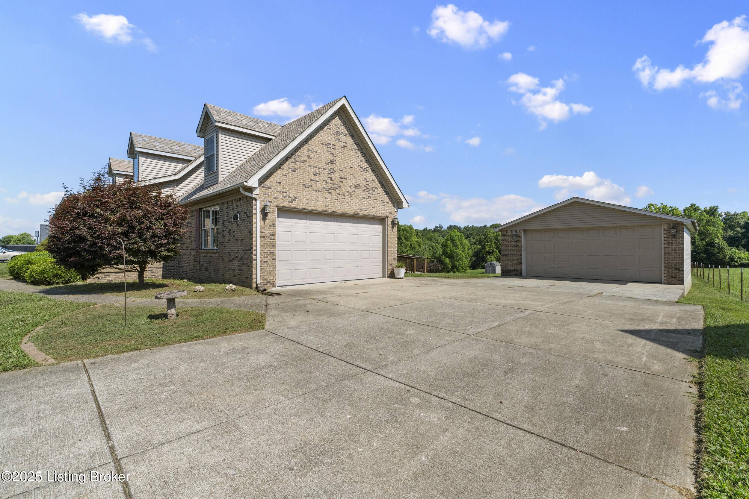 Shepherdsville, KY 40165,772 Meadowland TRL