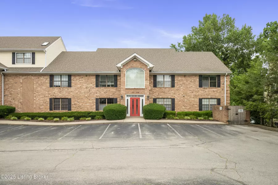 2726 Hollywood TER #APT 101, Louisville, KY 40206