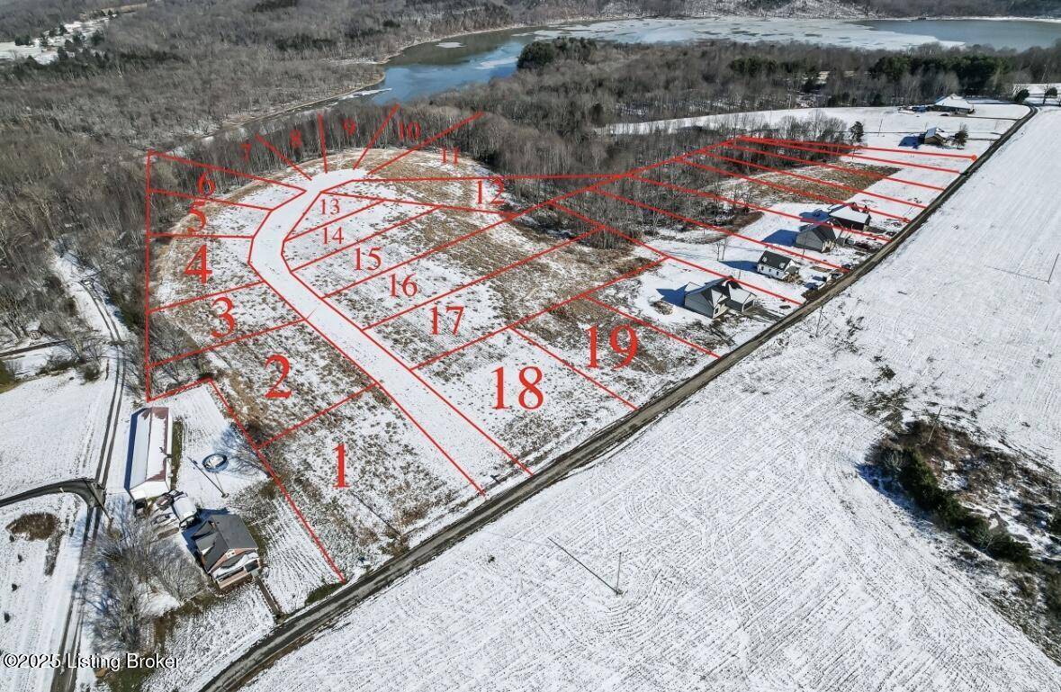 7 Riverwood Ln, Campbellsville, KY 42718