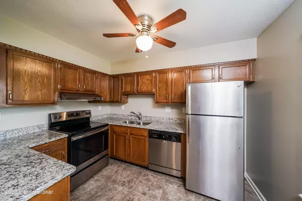 Louisville, KY 40218,3702 Bartlett Ct