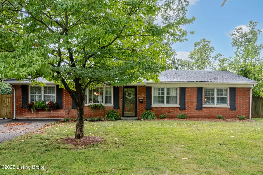 2109 Redleaf Dr, Louisville, KY 40242