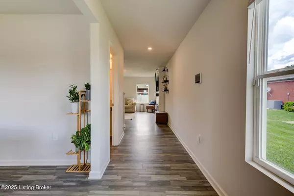 Louisville, KY 40229,144 Bellefonte Ct