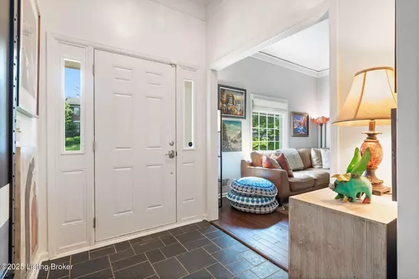 Prospect, KY 40059,7104 Fox Harbor Rd